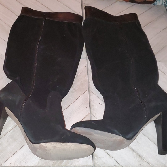 Michael kors Size 10 Black Suede Boots - Picture 1 of 8